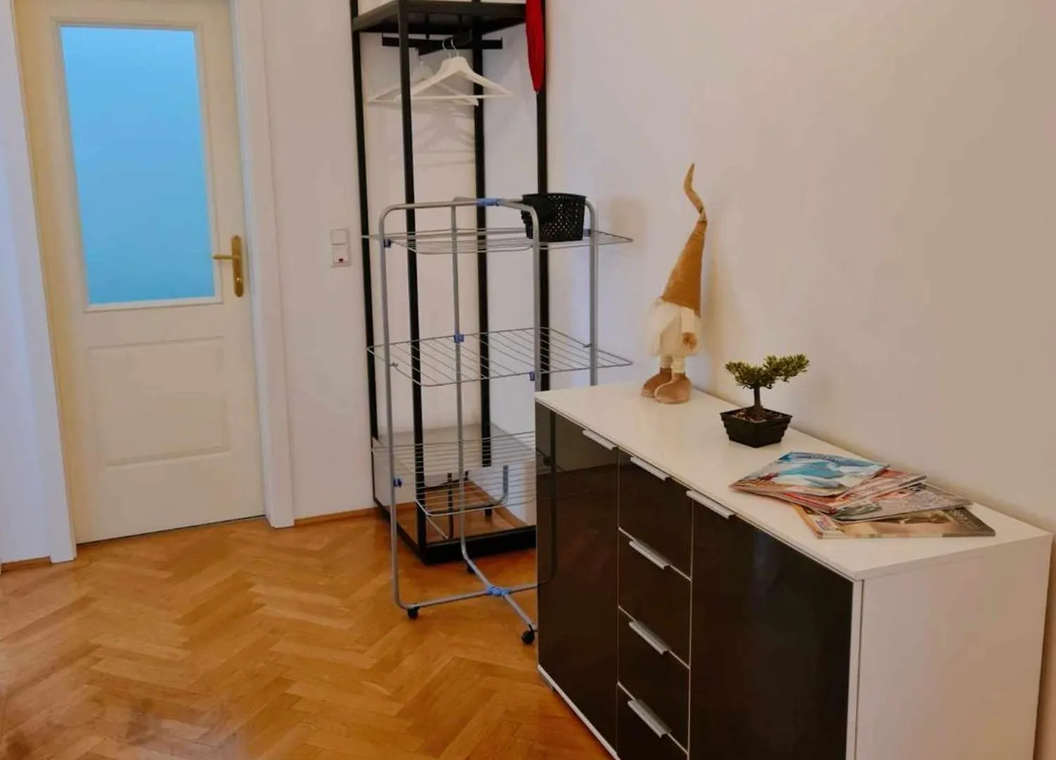 Central And Round 3 Minutes To City Shopping Center And Schoenbrunn Palace Vienna