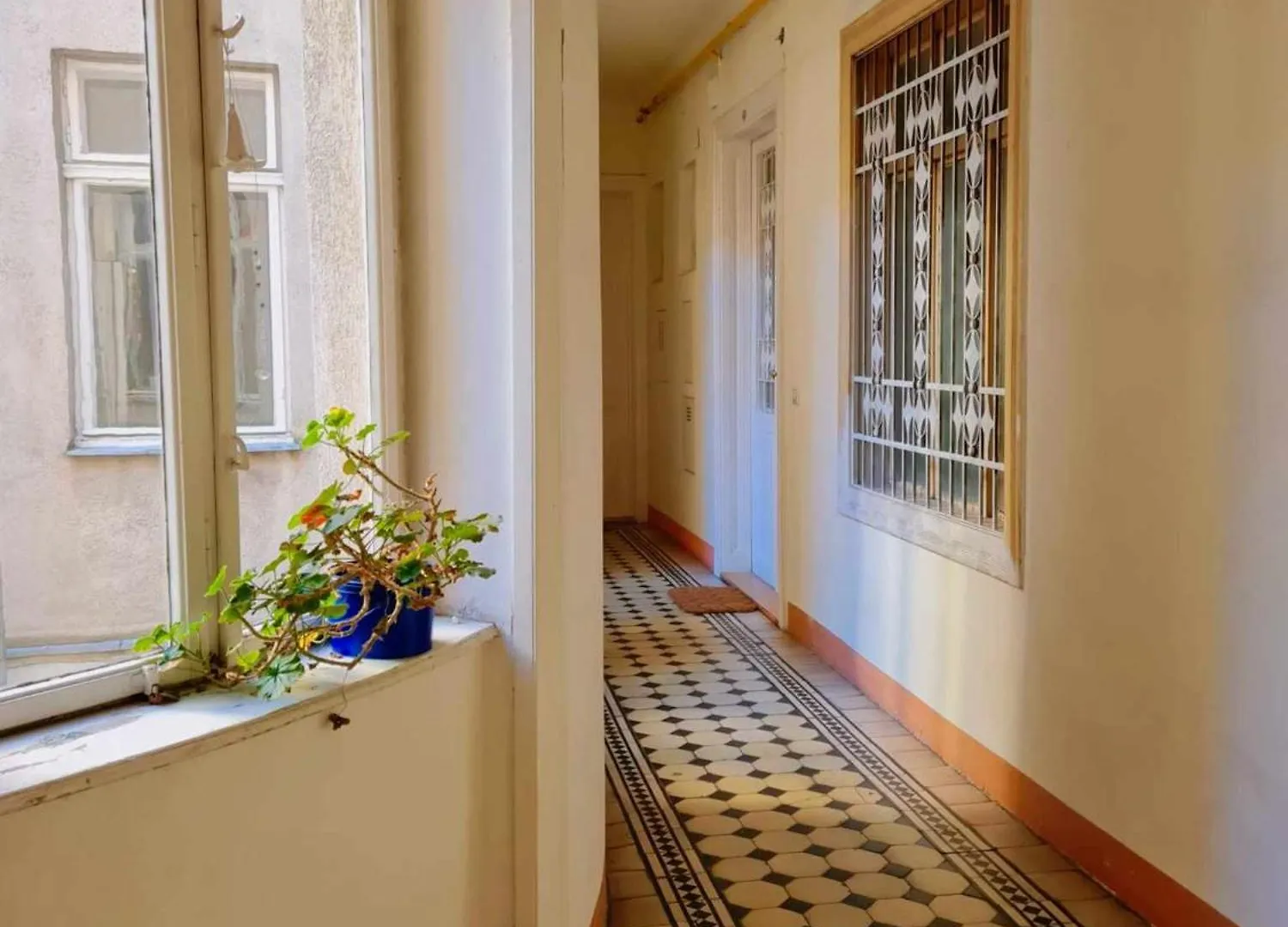 Central And Round 3 Minutes To City Shopping Center And Schoenbrunn Palace Vienna 0*,
